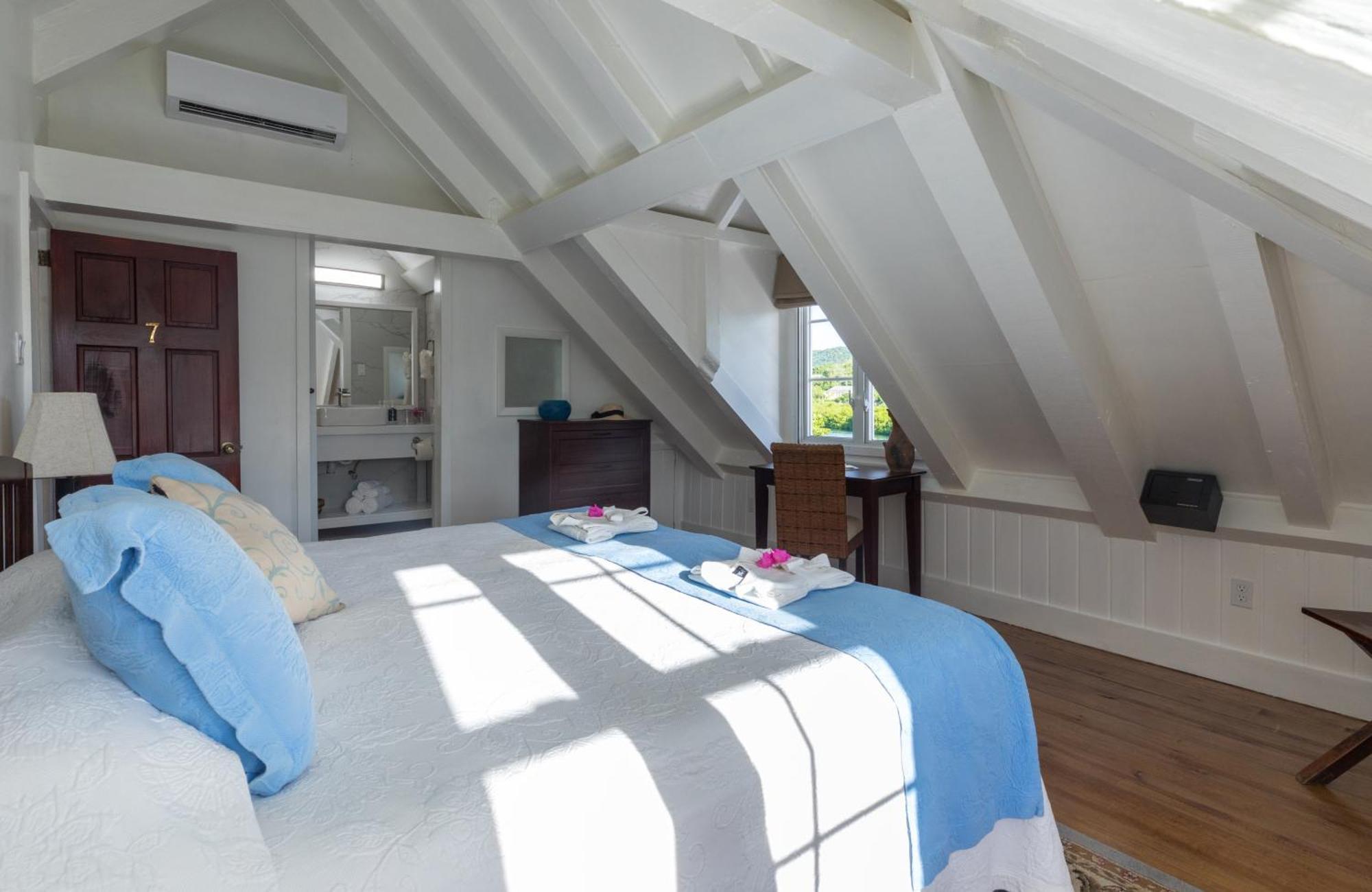 Admiral'S Inn And Gunpowder Suites English Harbour Buitenkant foto