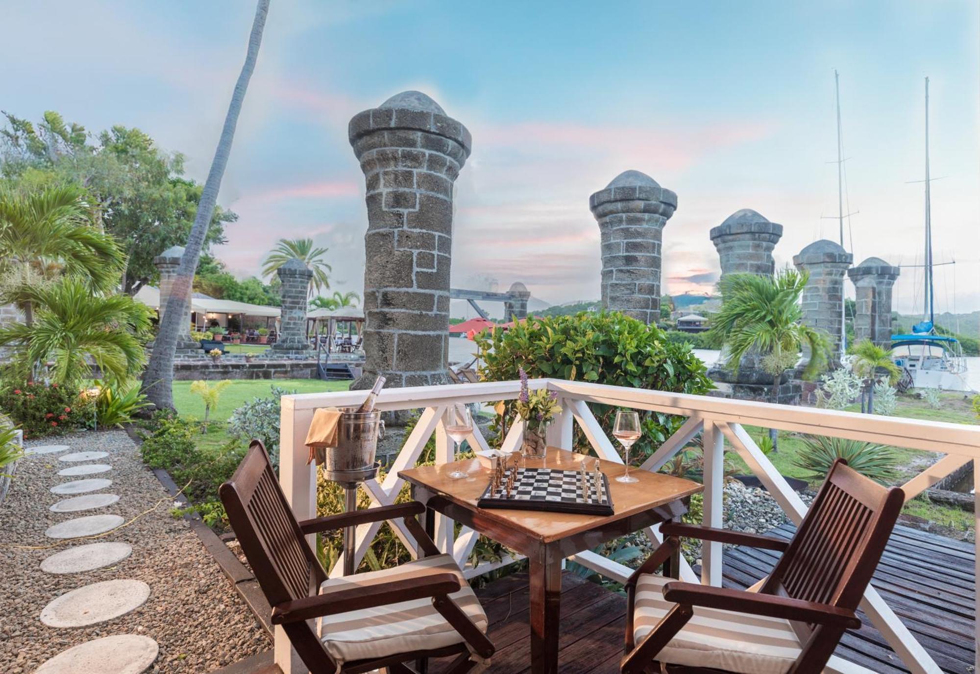 Admiral'S Inn And Gunpowder Suites English Harbour Buitenkant foto