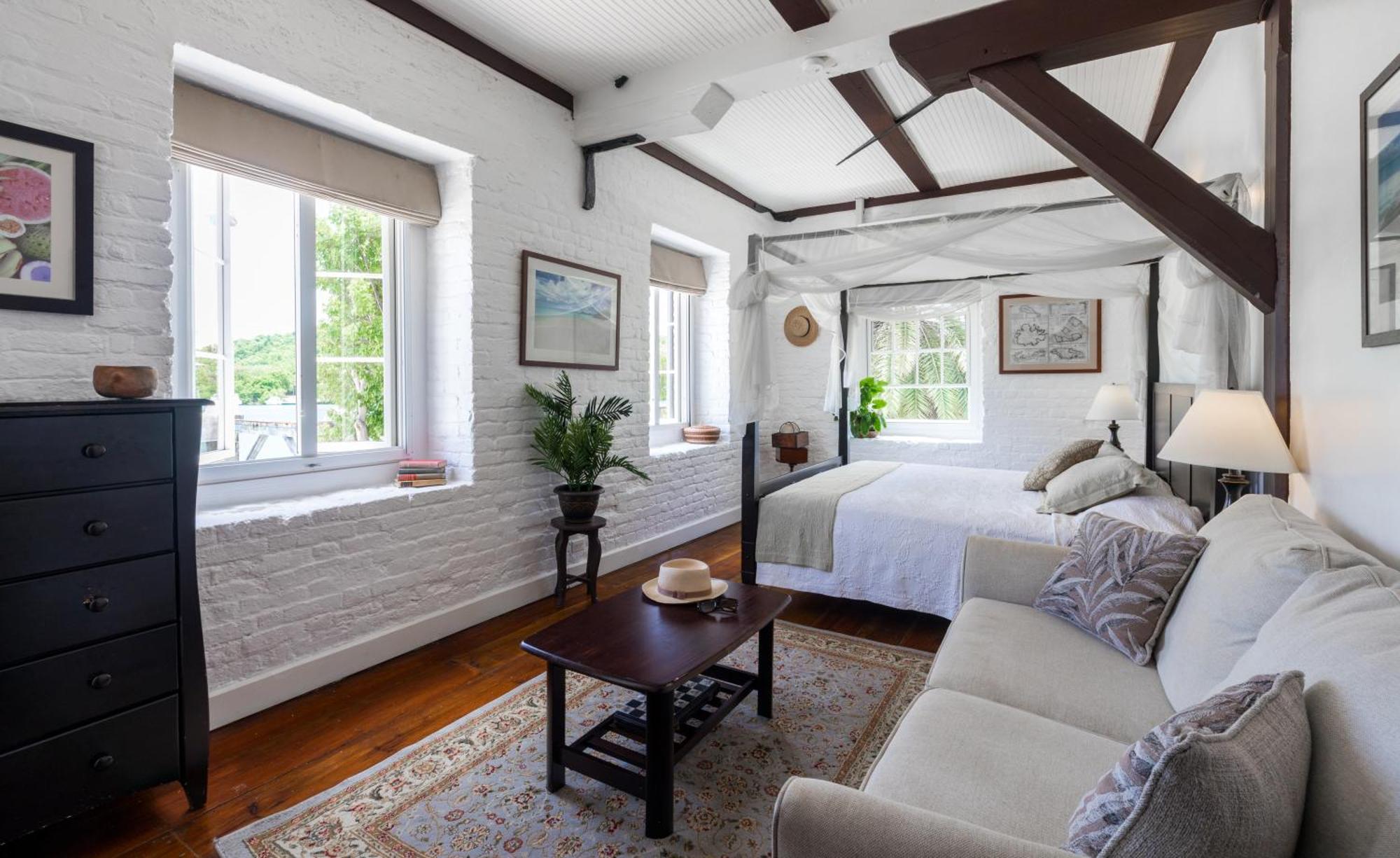 Admiral'S Inn And Gunpowder Suites English Harbour Buitenkant foto