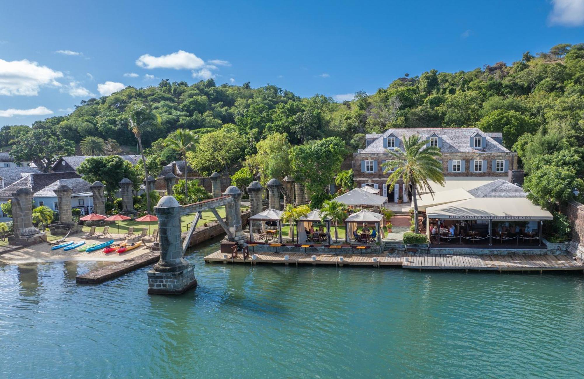 Admiral'S Inn And Gunpowder Suites English Harbour Buitenkant foto